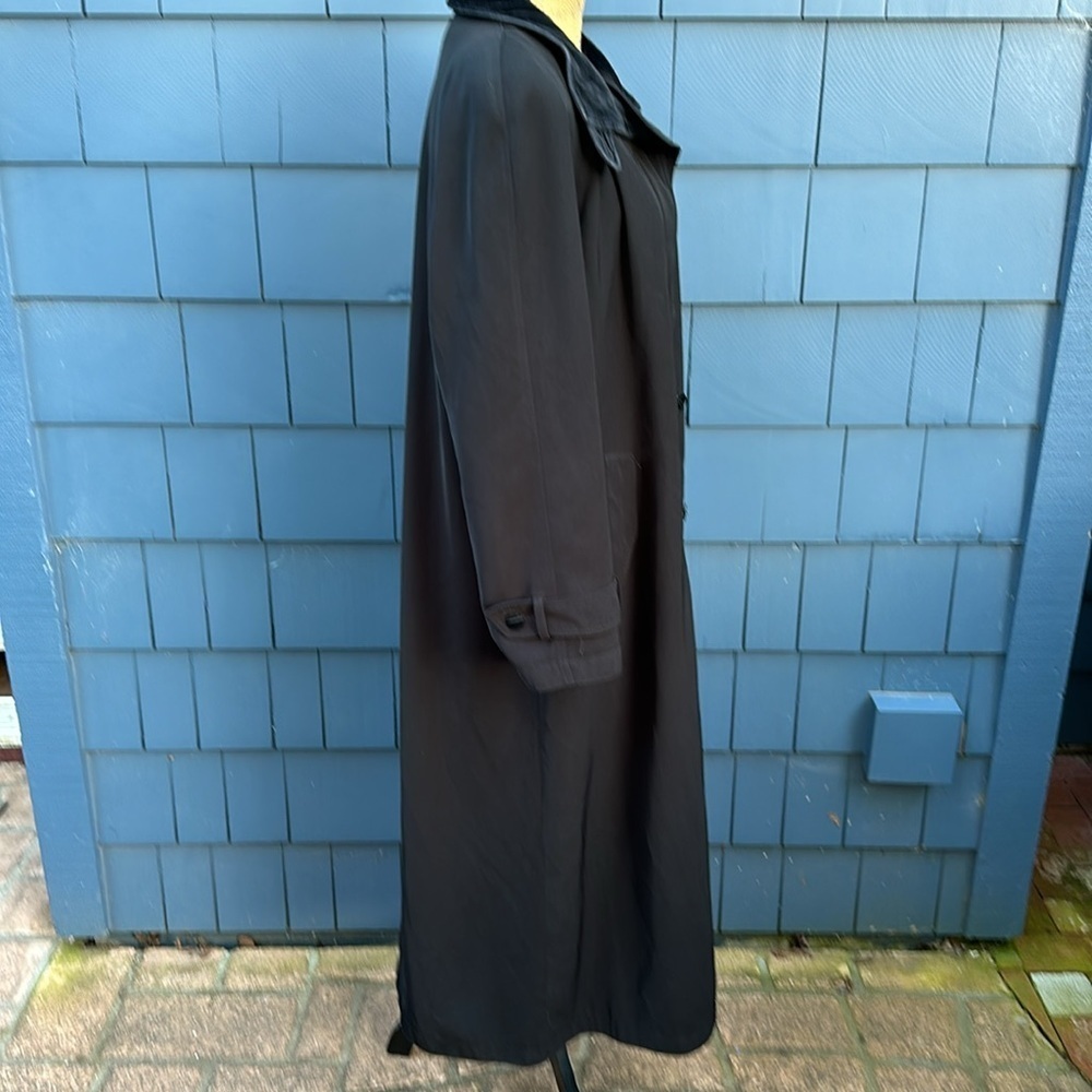 🖤🖤🖤Black trench coat lines hidden button 10 medium velvet collar - Picture 5 of 10